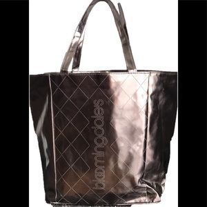 Bloomingdale’s metallic pink tote bag